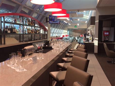 stl amex lounge|Lounge Review: Wingtips Lounge – STL – LoungeReview.com.